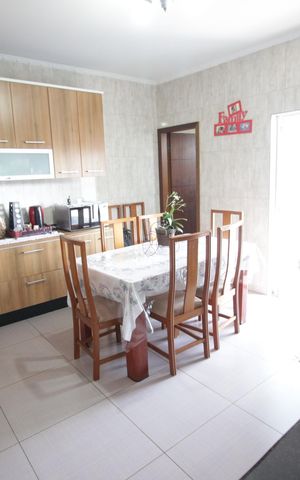 Casa à venda com 392m², 4 quartos e 3 vagasCozinha