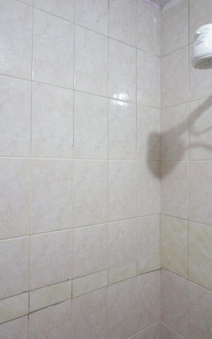 Casa à venda com 392m², 4 quartos e 3 vagasCasa inferior - Banheiro