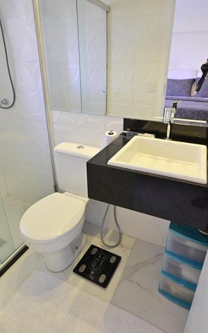 Apartamento para alugar com 100m², 3 quartos e 1 vaga Apartamento para alugar com 100m², 3 quartos e 1 vagaBanheiro da Suíte