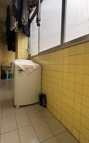 Apartamento à venda com 170m², 3 quartos e sem vaga Apartamento à venda com 170m², 3 quartos e sem vagaÁrea de serviço