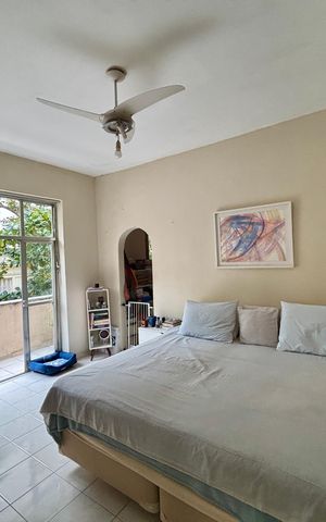 Apartamento à venda com 170m², 3 quartos e sem vaga Apartamento à venda com 170m², 3 quartos e sem vagaSuíte 1