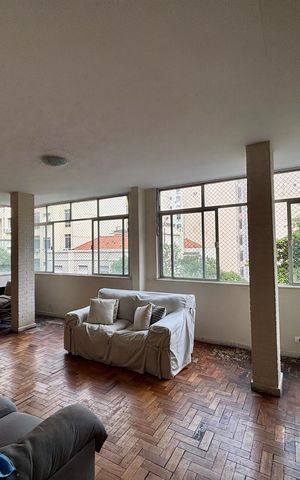 Apartamento à venda com 170m², 3 quartos e sem vaga Apartamento à venda com 170m², 3 quartos e sem vagaSala