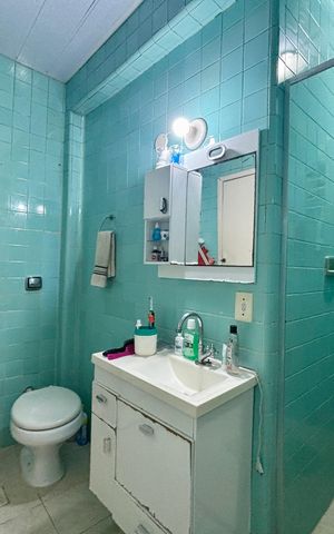 Apartamento à venda com 170m², 3 quartos e sem vaga Apartamento à venda com 170m², 3 quartos e sem vagaSuíte 1