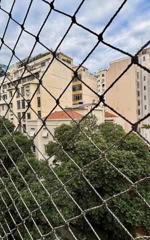 Apartamento à venda com 170m², 3 quartos e sem vaga Apartamento à venda com 170m², 3 quartos e sem vagaSala - vista