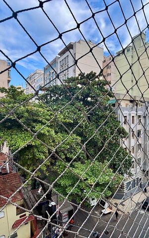 Apartamento à venda com 170m², 3 quartos e sem vaga Apartamento à venda com 170m², 3 quartos e sem vagaSala - vista