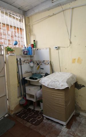 Casa à venda com 110m², 2 quartos e 1 vagaÁrea de Serviço