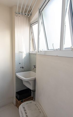 Apartamento à venda com 110m², 2 quartos e 1 vaga Apartamento à venda com 110m², 2 quartos e 1 vagaÁrea de serviço