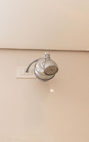 Apartamento à venda com 110m², 2 quartos e 1 vaga Apartamento à venda com 110m², 2 quartos e 1 vagaBanheiro da suíte