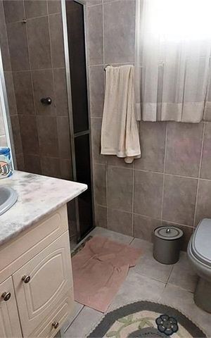 Casa à venda com 185m², 3 quartos e 2 vagas