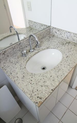 Apartamento à venda com 178m², 3 quartos e 3 vagas Apartamento à venda com 178m², 3 quartos e 3 vagasBanheiro Suite 2