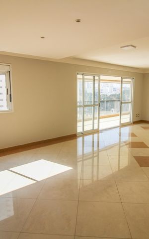 Apartamento à venda com 178m², 3 quartos e 3 vagas Apartamento à venda com 178m², 3 quartos e 3 vagasSala