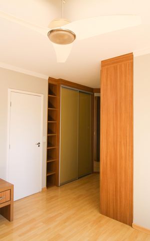 Apartamento à venda com 178m², 3 quartos e 3 vagas Apartamento à venda com 178m², 3 quartos e 3 vagasSuite 3