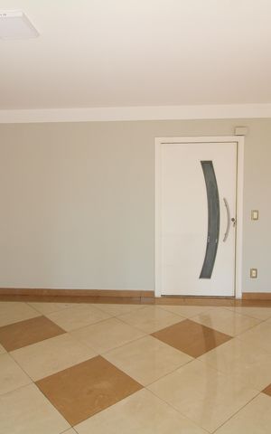 Apartamento à venda com 178m², 3 quartos e 3 vagas Apartamento à venda com 178m², 3 quartos e 3 vagasSala
