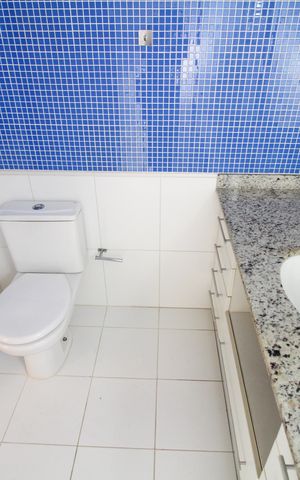Apartamento à venda com 178m², 3 quartos e 3 vagas Apartamento à venda com 178m², 3 quartos e 3 vagasBanheiro Suite 3