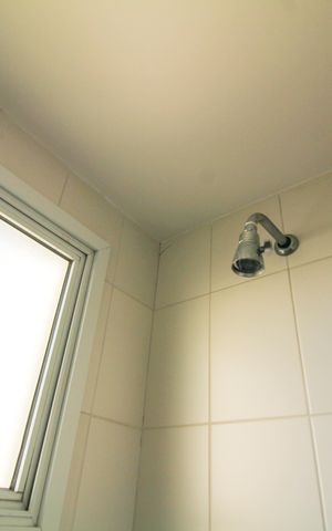 Apartamento à venda com 178m², 3 quartos e 3 vagas Apartamento à venda com 178m², 3 quartos e 3 vagasBanheiro Suite 2