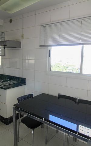 Apartamento à venda com 178m², 3 quartos e 3 vagas Apartamento à venda com 178m², 3 quartos e 3 vagasCozinha