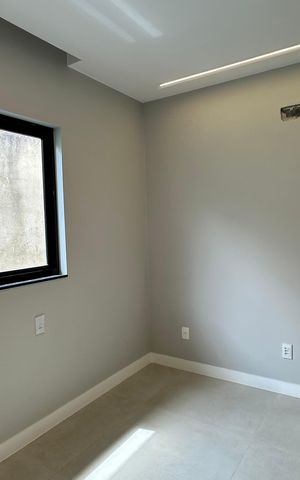 Casa à venda com 200m², 4 quartos e 2 vagas Casa à venda com 200m², 4 quartos e 2 vagasSuíte 3
