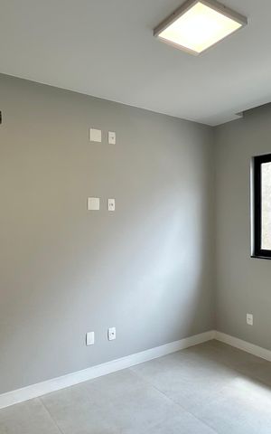 Casa à venda com 200m², 4 quartos e 2 vagas Casa à venda com 200m², 4 quartos e 2 vagasSuíte 2