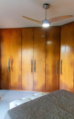 Casa de condomínio à venda com 296m², 3 quartos e 4 vagas Casa de condomínio à venda com 296m², 3 quartos e 4 vagasSuíte 2