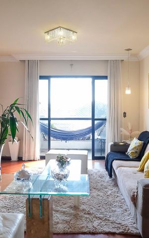 Apartamento à venda com 137m², 3 quartos e 2 vagasSala
