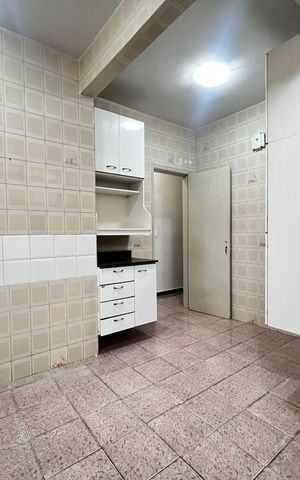 Apartamento à venda com 130m², 3 quartos e 1 vaga
