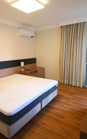 Casa de condomínio à venda com 200m², 3 quartos e 4 vagasSuíte 3