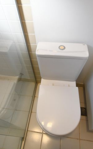 Casa de condomínio à venda com 200m², 3 quartos e 4 vagasBanheiro Social