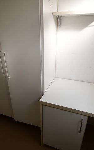 Casa de condomínio à venda com 200m², 3 quartos e 4 vagasÁrea de Serviço - Despensa