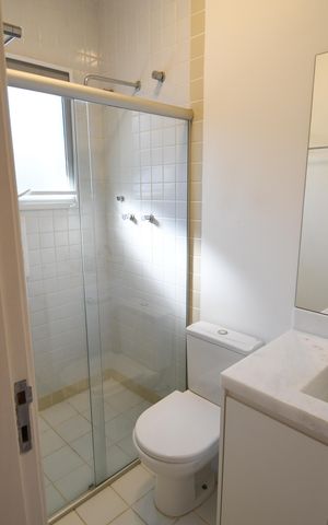 Casa de condomínio à venda com 200m², 3 quartos e 4 vagasBanheiro Social