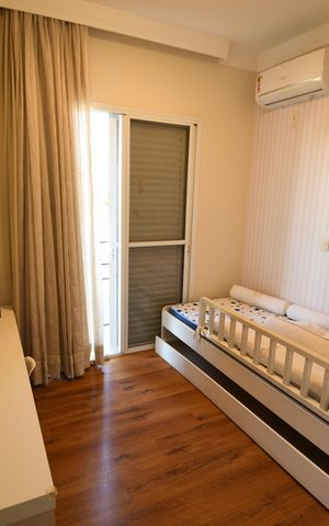 Casa de condomínio à venda com 200m², 3 quartos e 4 vagasSuíte 1