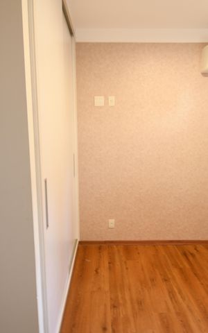 Casa de condomínio à venda com 200m², 3 quartos e 4 vagas Suíte 2