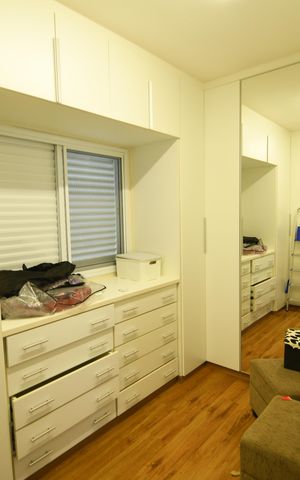 Casa de condomínio à venda com 200m², 3 quartos e 4 vagasCloset da suíte 3