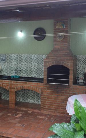 Casa à venda com 219m², 3 quartos e 3 vagas Casa à venda com 219m², 3 quartos e 3 vagasÁrea Gourmet