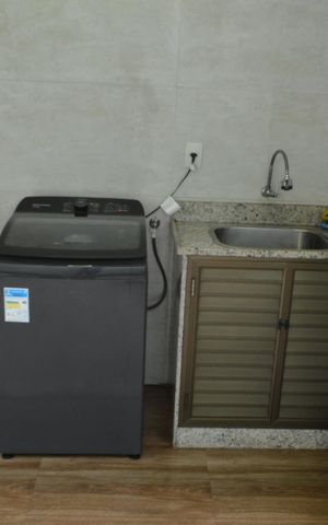 Casa à venda com 219m², 3 quartos e 3 vagas Casa à venda com 219m², 3 quartos e 3 vagasÁrea de Serviço