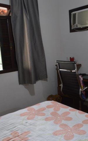 Casa à venda com 219m², 3 quartos e 3 vagas Casa à venda com 219m², 3 quartos e 3 vagasQuarto