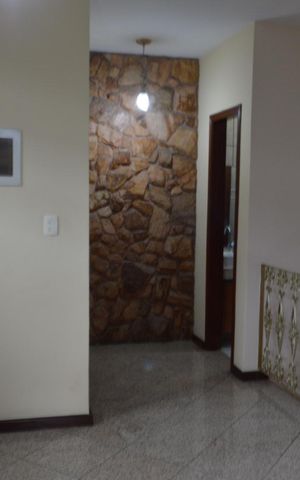 Casa à venda com 219m², 3 quartos e 3 vagas Casa à venda com 219m², 3 quartos e 3 vagasSala 2