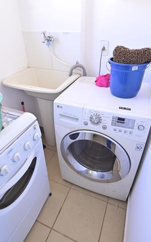 Apartamento para alugar com 40m², 2 quartos e 1 vaga Apartamento para alugar com 40m², 2 quartos e 1 vagaÁrea de Serviço