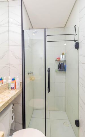 Apartamento à venda com 40m², 2 quartos e sem vaga Apartamento à venda com 40m², 2 quartos e sem vagaBanheiro Social
