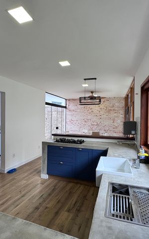 Casa para alugar com 150m², 4 quartos e 2 vagas Casa para alugar com 150m², 4 quartos e 2 vagasCozinha