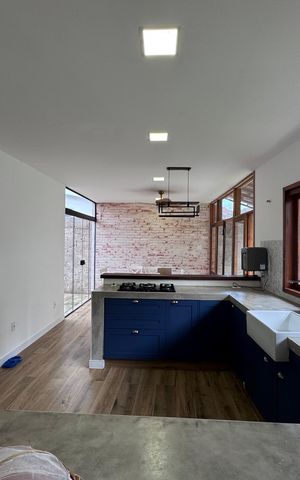 Casa para alugar com 150m², 4 quartos e 2 vagas Casa para alugar com 150m², 4 quartos e 2 vagasCozinha