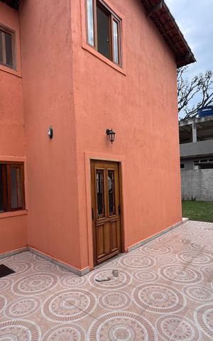 Casa para alugar com 150m², 4 quartos e 2 vagas Casa para alugar com 150m², 4 quartos e 2 vagasÁrea externa