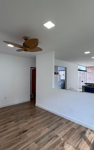 Casa para alugar com 150m², 4 quartos e 2 vagas Casa para alugar com 150m², 4 quartos e 2 vagasSala