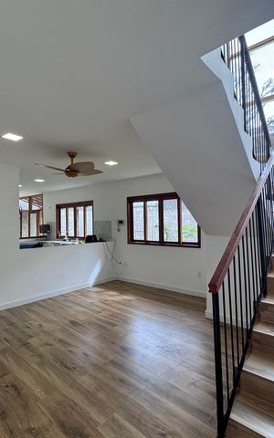 Casa para alugar com 150m², 4 quartos e 2 vagas Casa para alugar com 150m², 4 quartos e 2 vagasSala