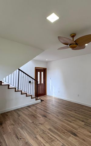 Casa para alugar com 150m², 4 quartos e 2 vagas Casa para alugar com 150m², 4 quartos e 2 vagasSala
