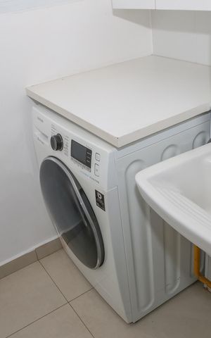 Apartamento à venda com 33m², 1 quarto e sem vaga Apartamento à venda com 33m², 1 quarto e sem vagaCozinha e Área de Serviço