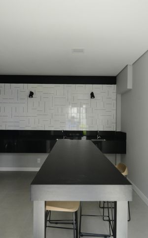 Apartamento à venda com 35m², 2 quartos e sem vagaÁrea comum