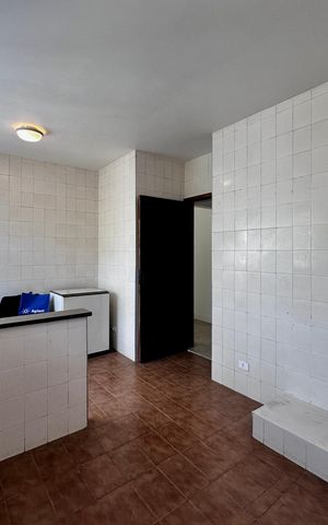 Casa à venda com 212m², 4 quartos e 4 vagasCozinha