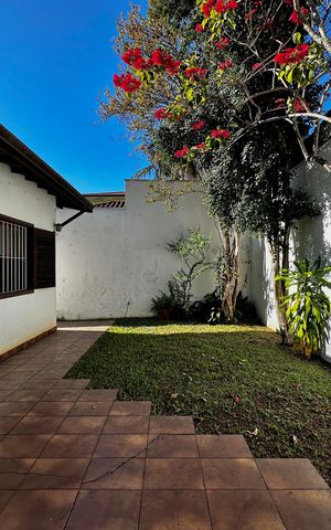 Casa à venda com 212m², 4 quartos e 4 vagasÁrea comum