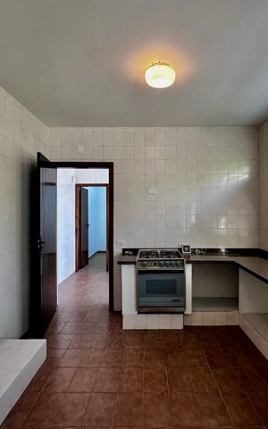 Casa à venda com 212m², 4 quartos e 4 vagasCozinha