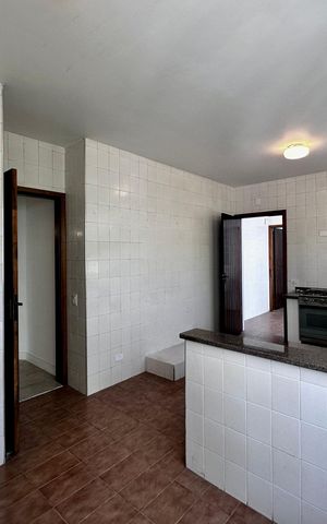 Casa à venda com 212m², 4 quartos e 4 vagasCozinha